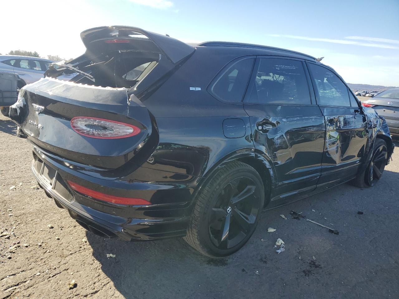 Bentley Bentayga Image 2