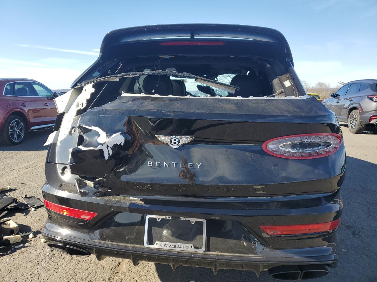 Bentley Bentayga Image 4