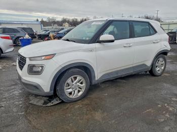  Salvage Hyundai VENUE