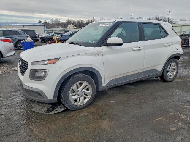  Salvage Hyundai VENUE