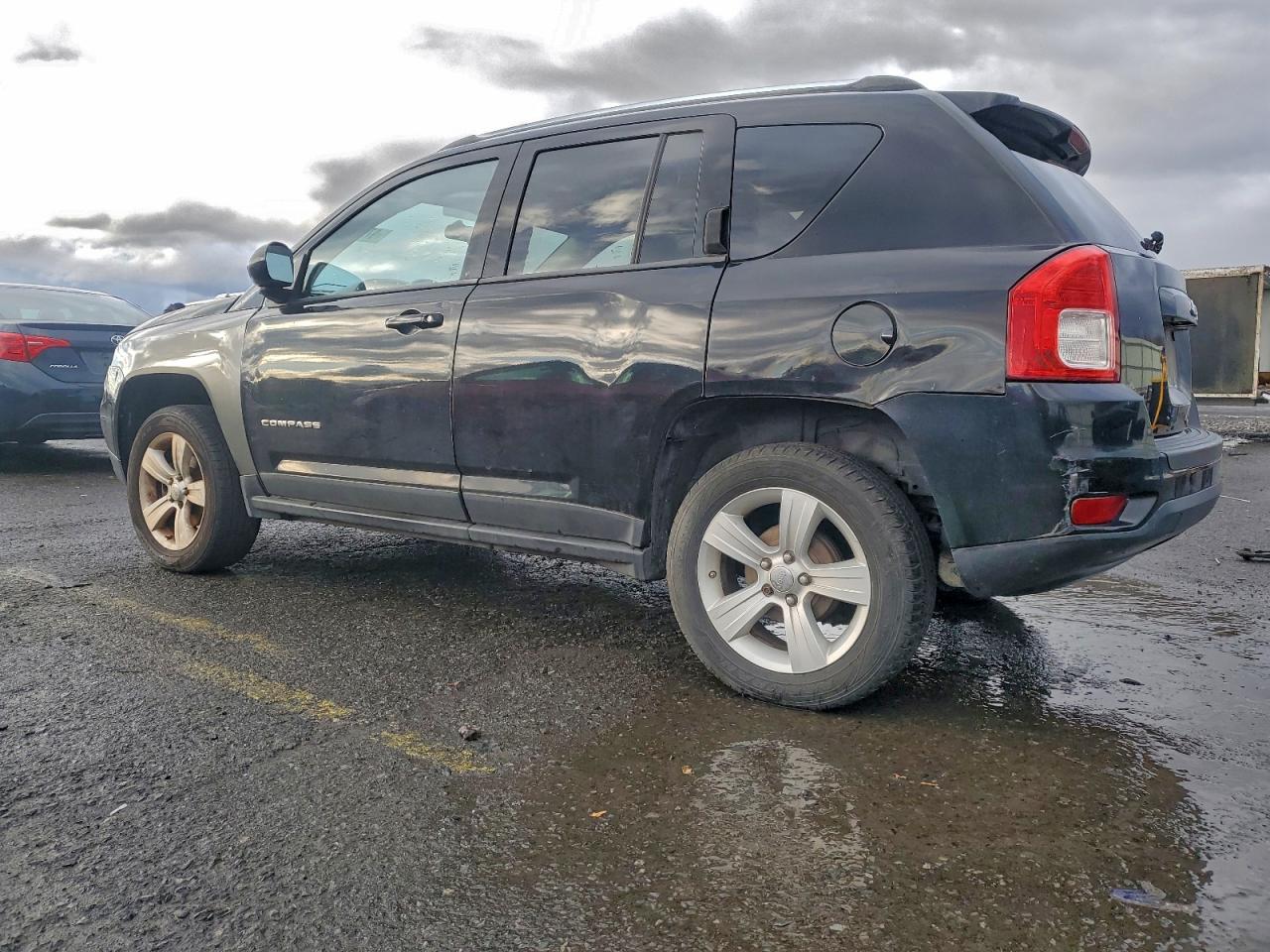 Jeep Compass Latitude Image 4