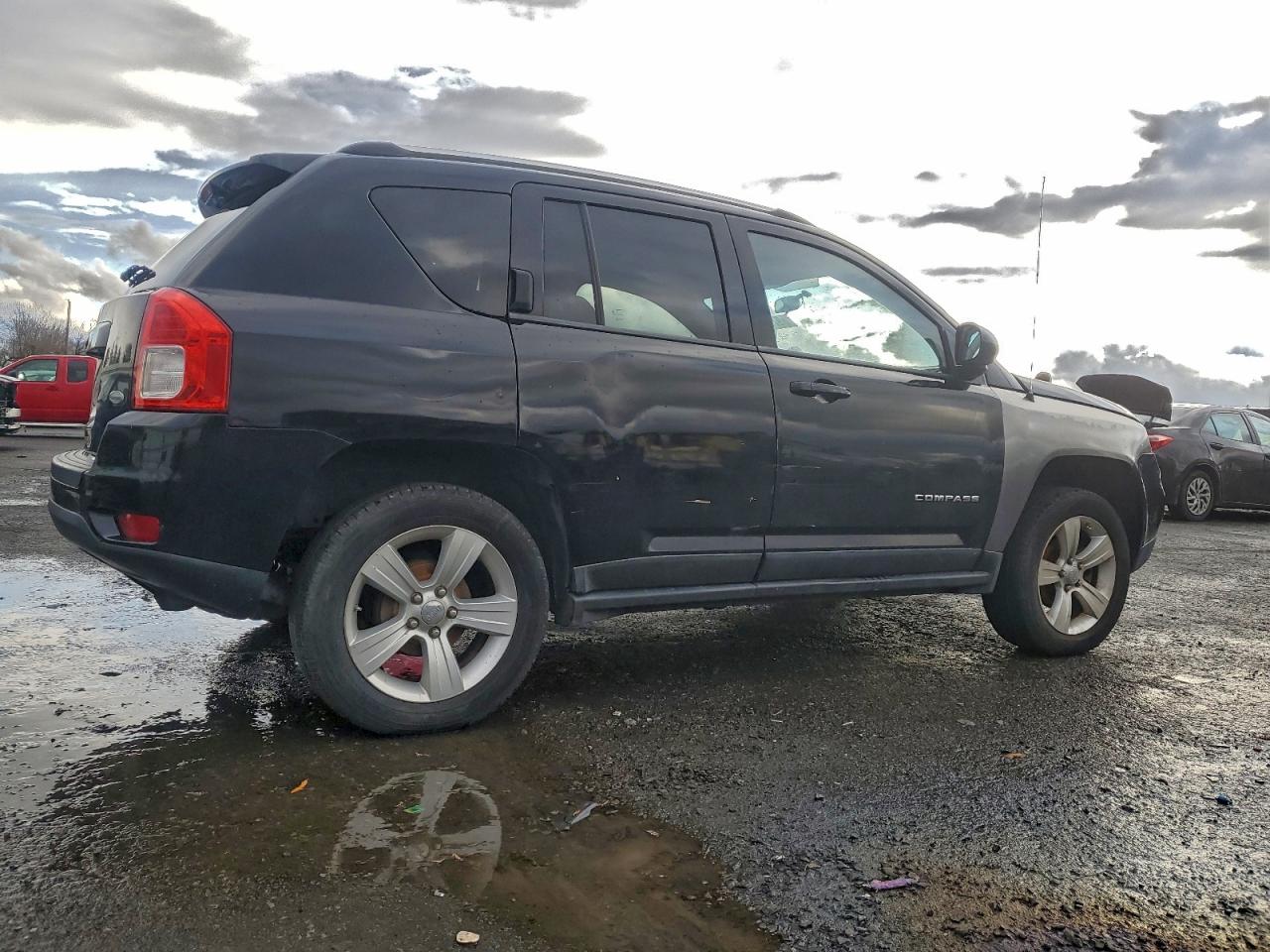 Jeep Compass Latitude Image 6