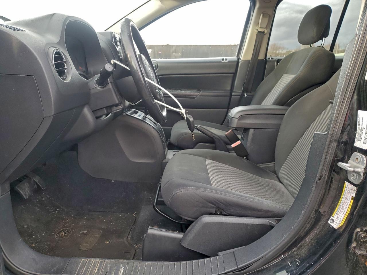 Jeep Compass Latitude Image 8