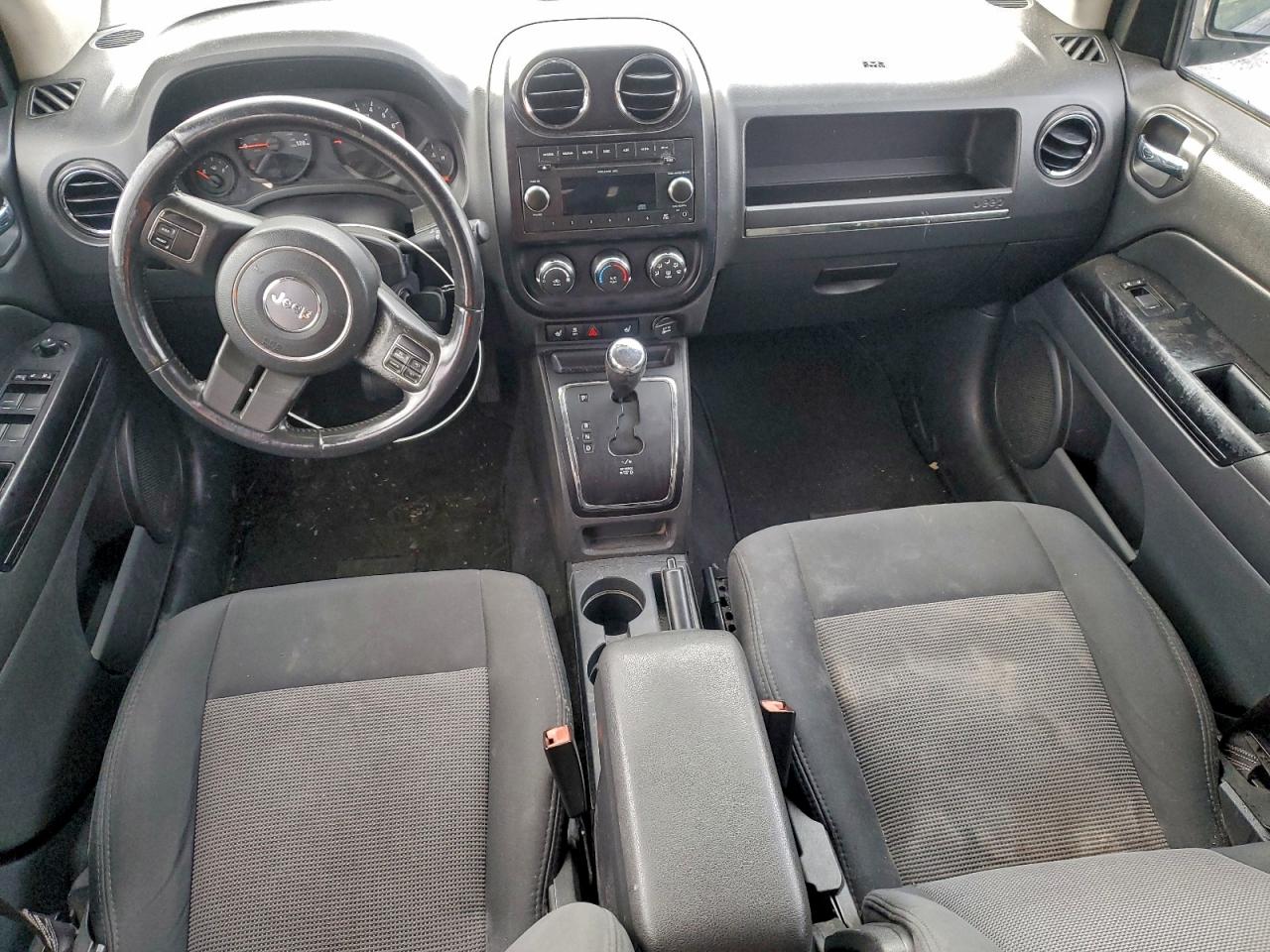 Jeep Compass Latitude Image 12