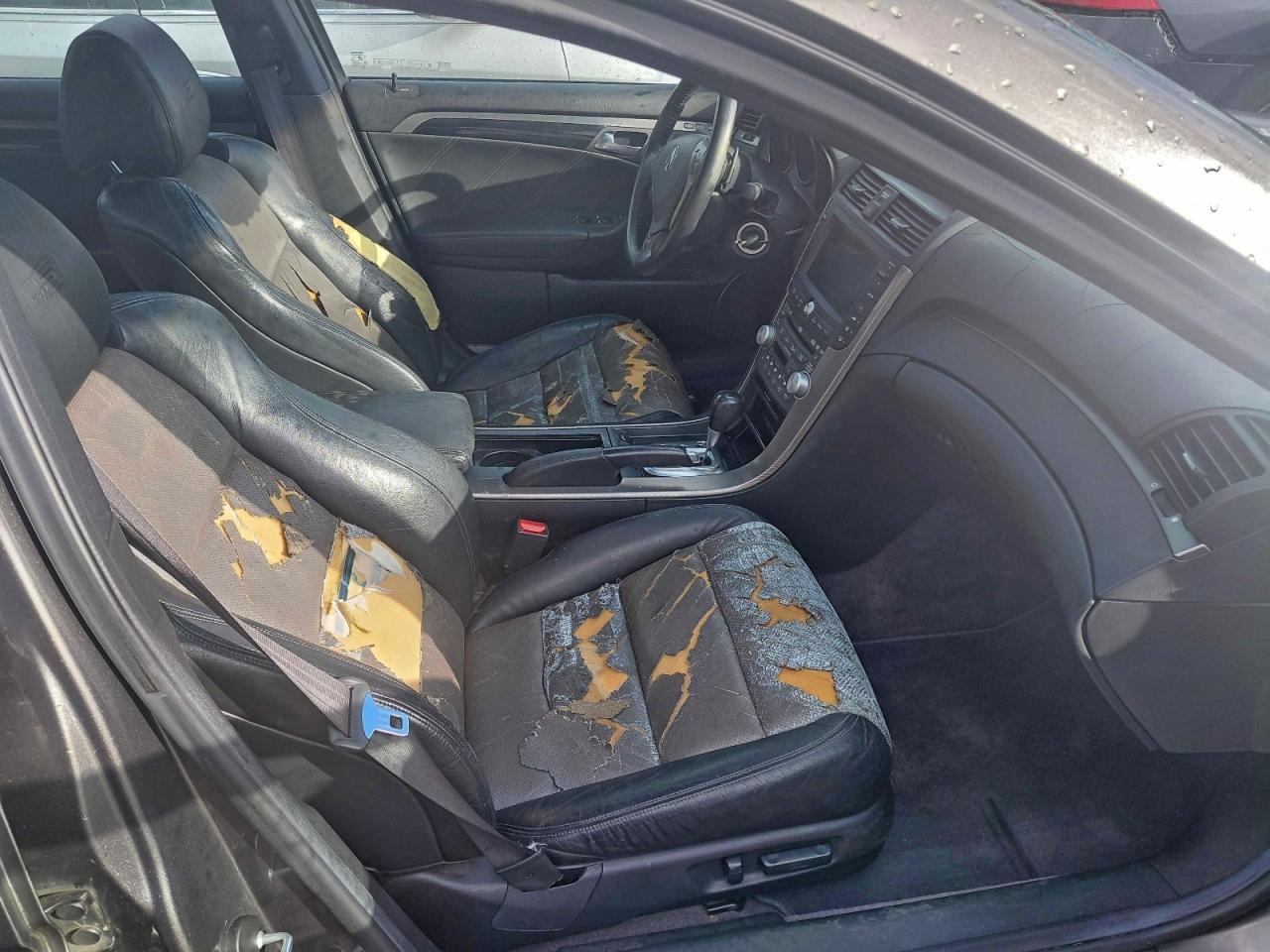 Acura TL Type S Image 9