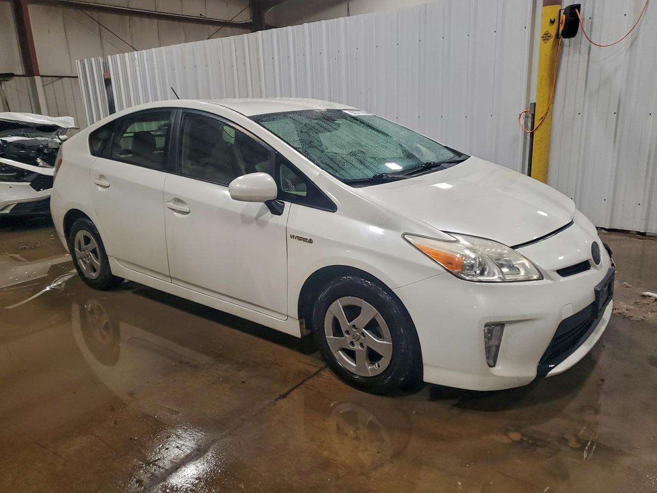 Toyota Prius Image 12