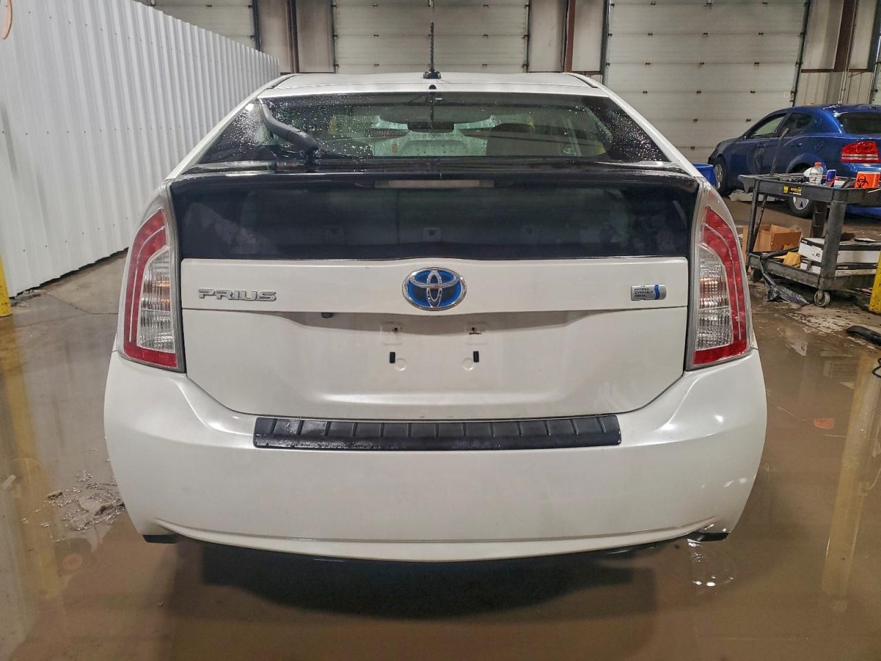 Toyota Prius Image 2