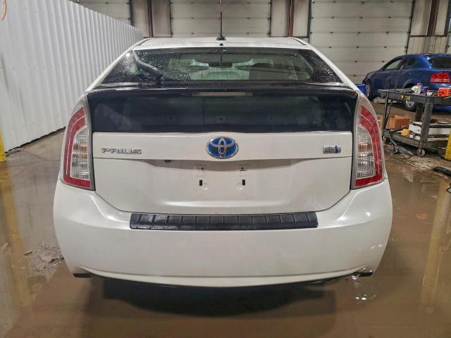 Toyota Prius Image 2