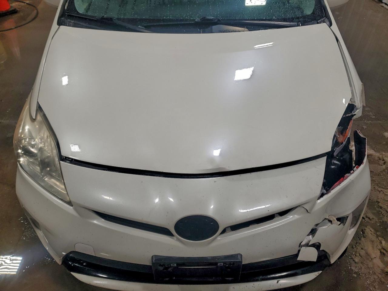 Toyota Prius Image 8