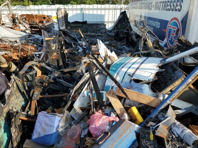 Four Winds Camper Super Duty Image 7