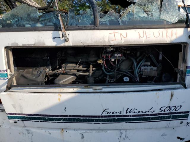 Four Winds Camper Super Duty Image 5