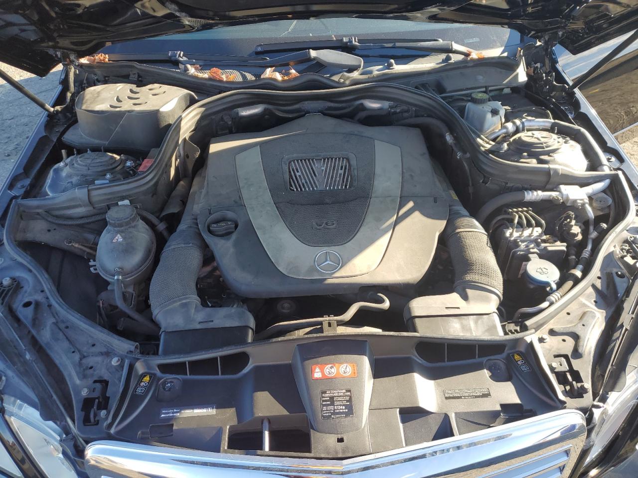 Mercedes-Benz E-Class 350 4matic Image 10