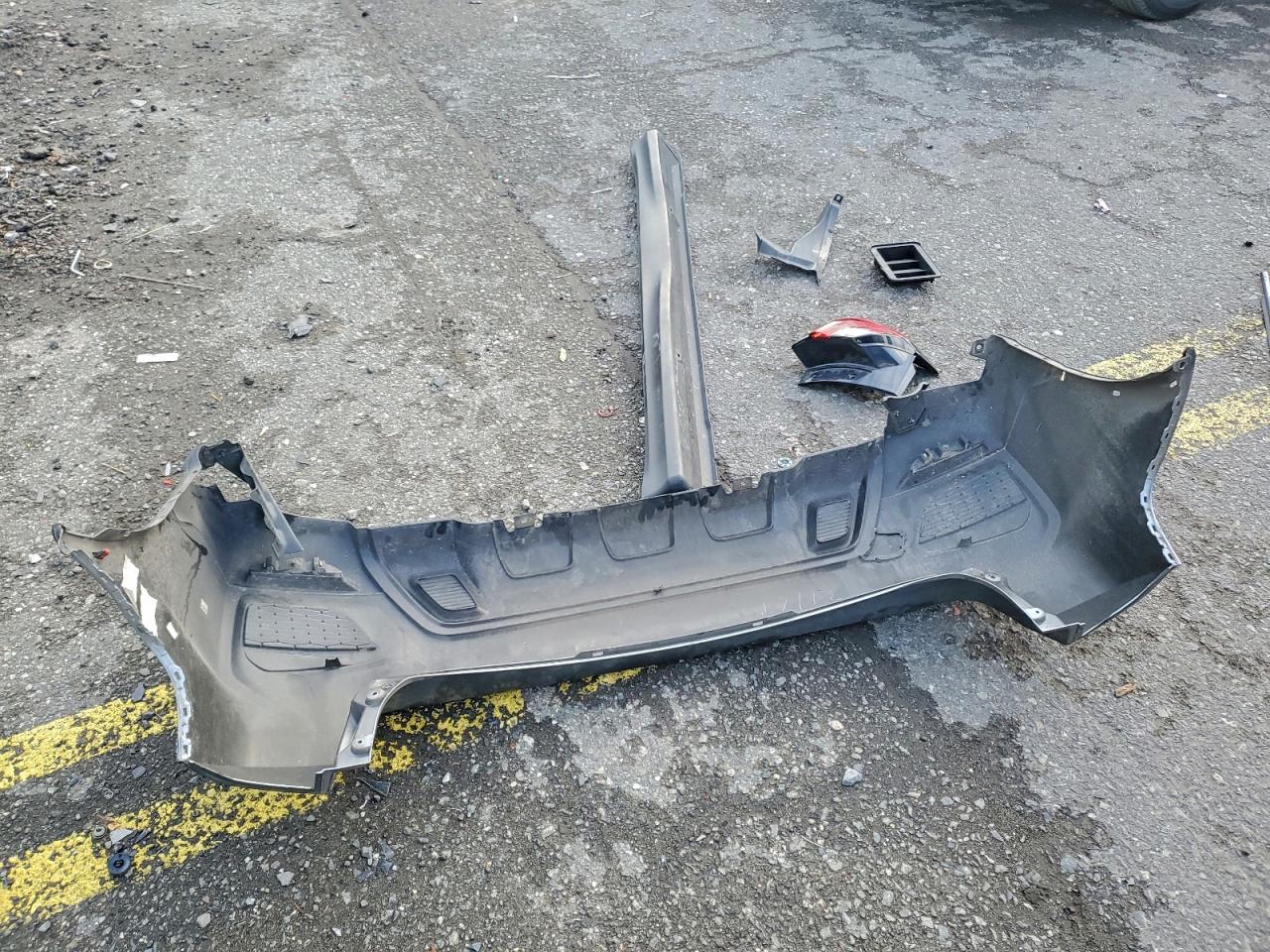 Mitsubishi Outlander Es Image 12