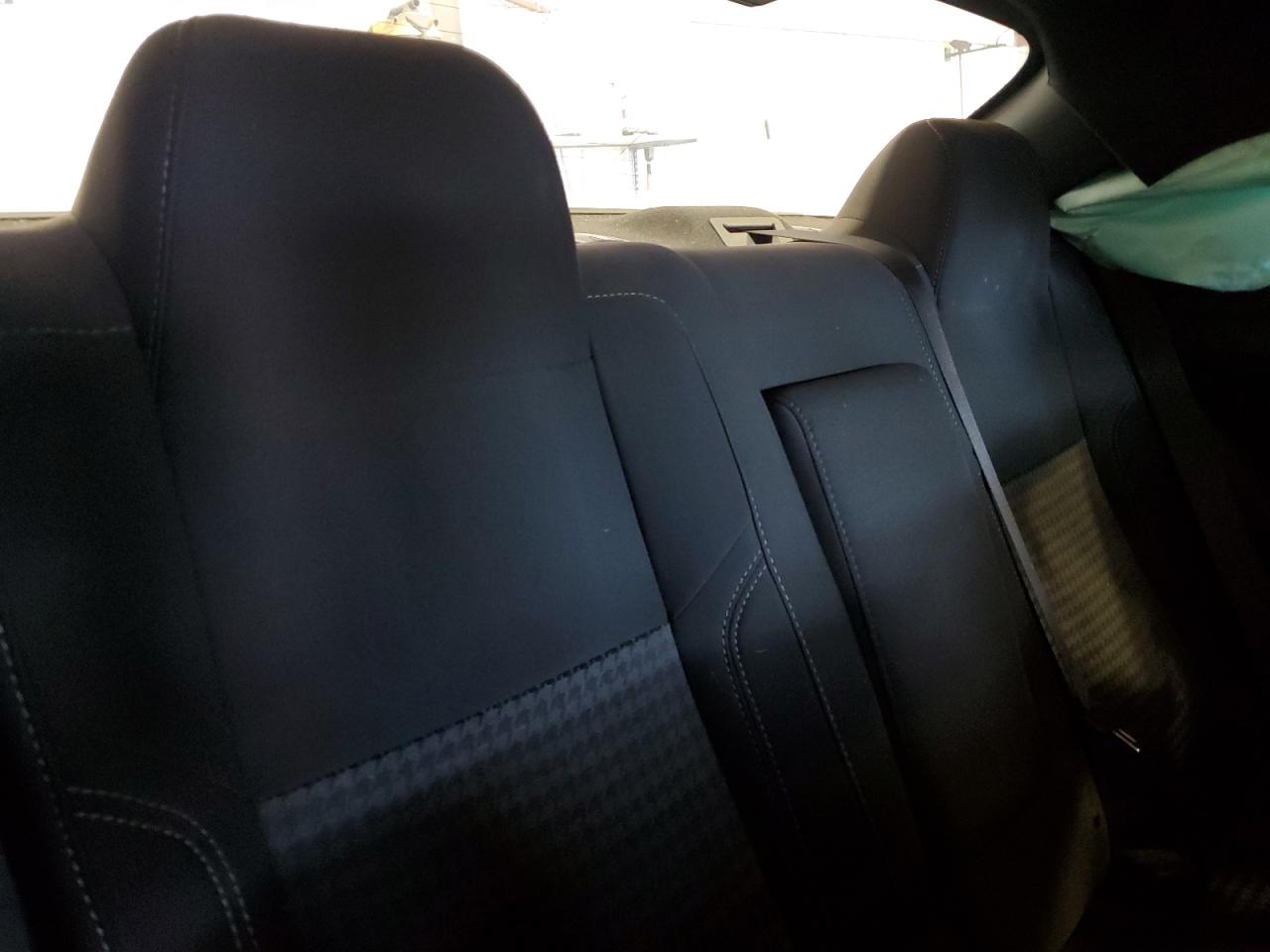 Dodge Challenger Sxt Image 12