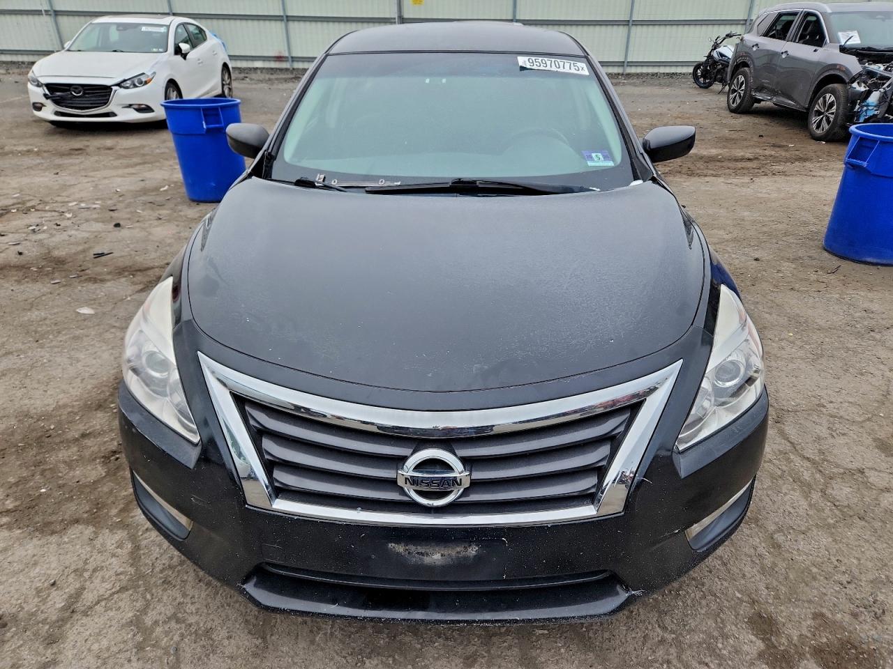 Nissan Altima 2.5 Image 6