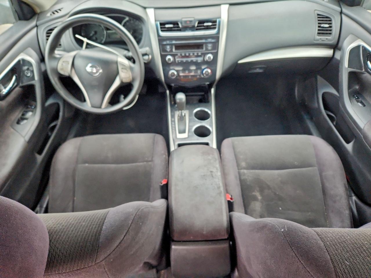 Nissan Altima 2.5 Image 8