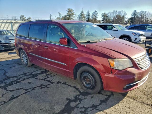 Chrysler Minivan Touring Image 5