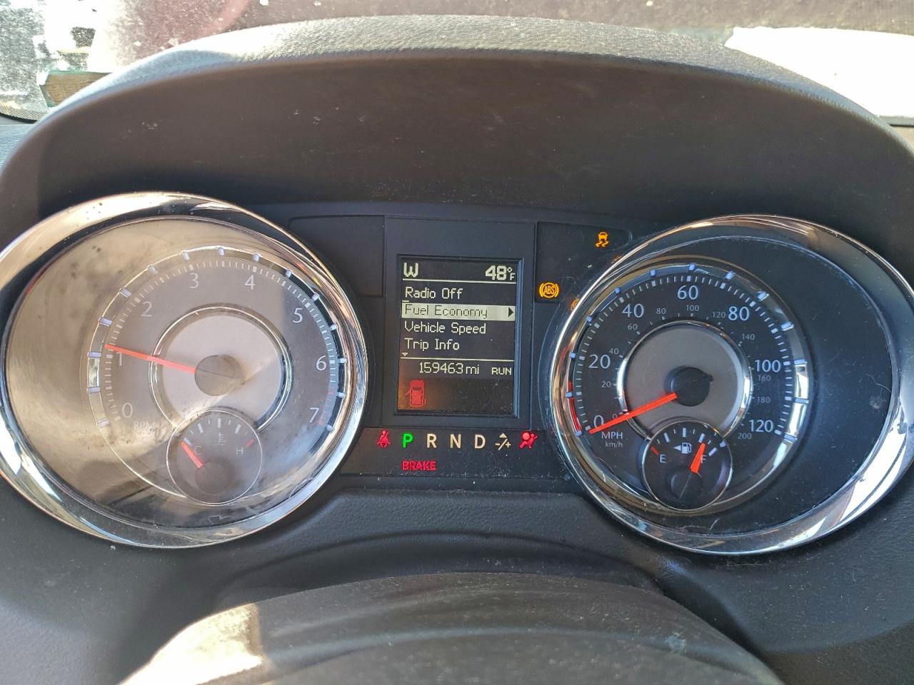 Chrysler Minivan Touring Image 8