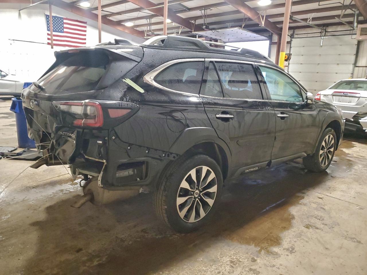 Subaru Outback Touring Image 4