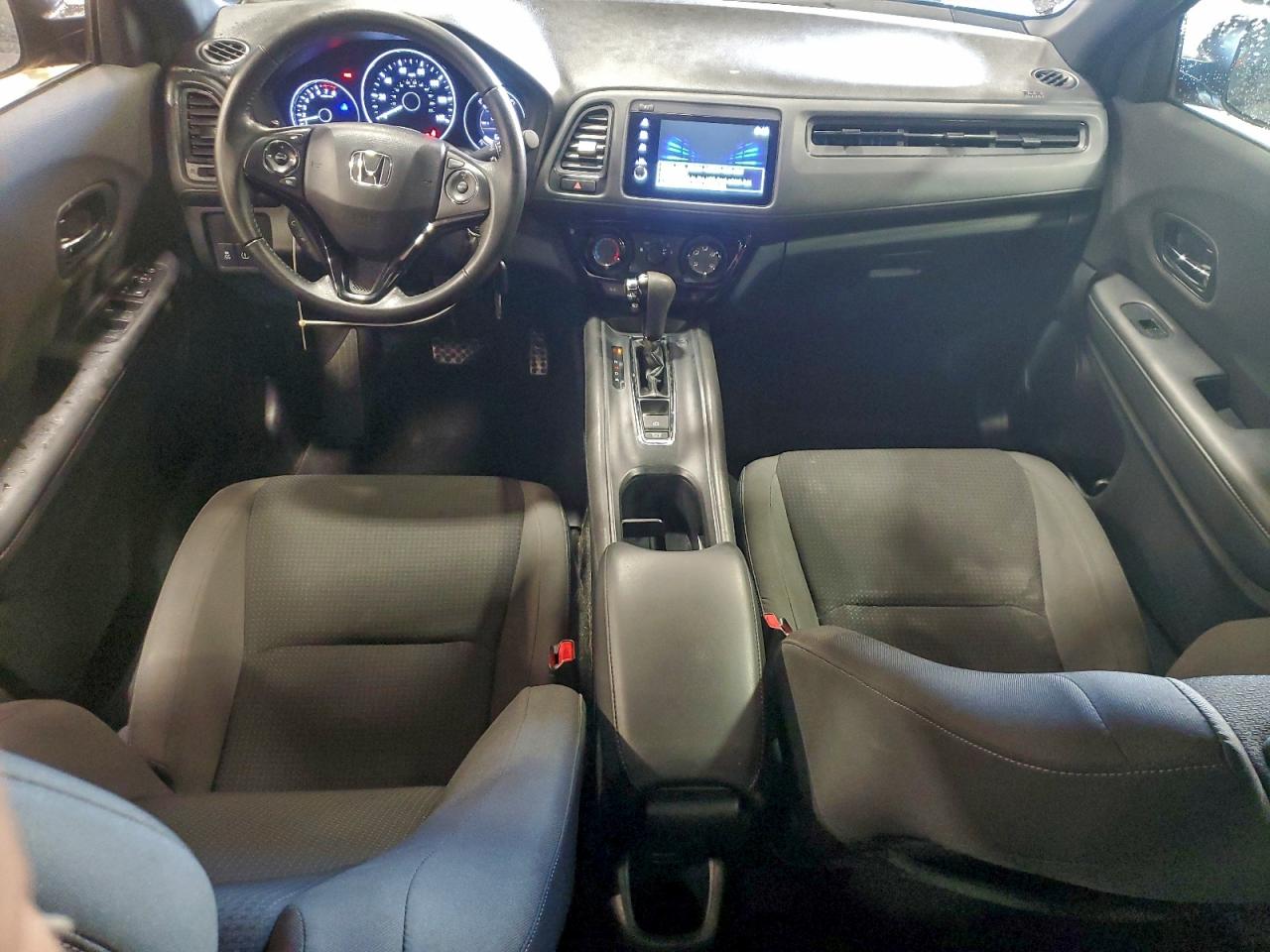 Honda HR-V Sport Image 11