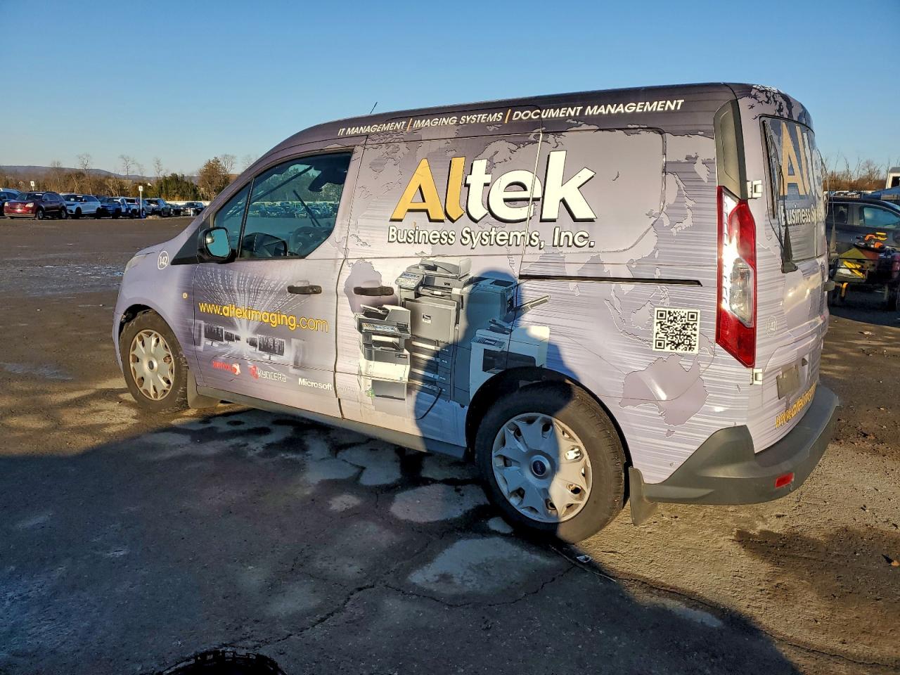 Ford Transit Xlt Image 11