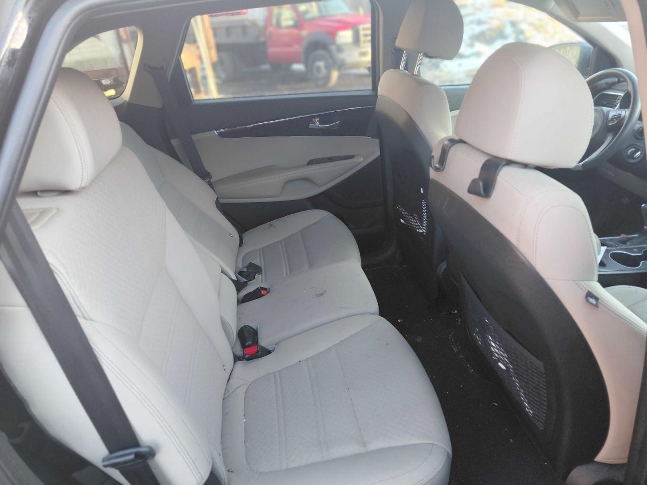 Kia Sorento Lx Image 6