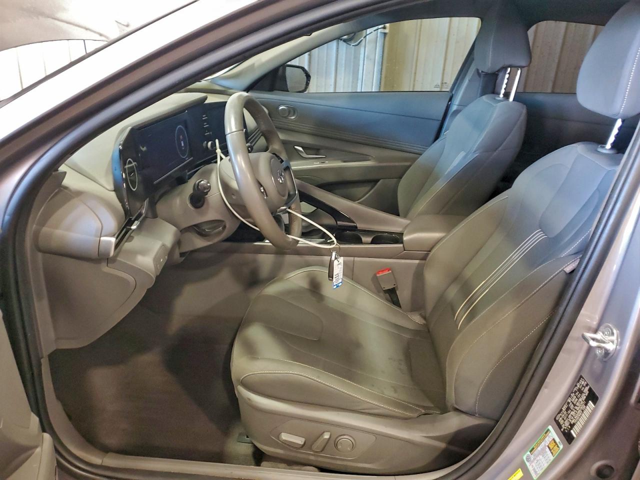 Hyundai ELANTRA Sel Image 7