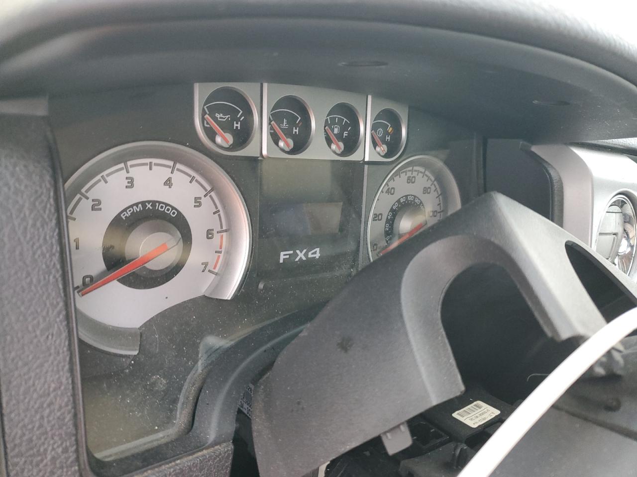 Ford F-150 Super Cab Image 12