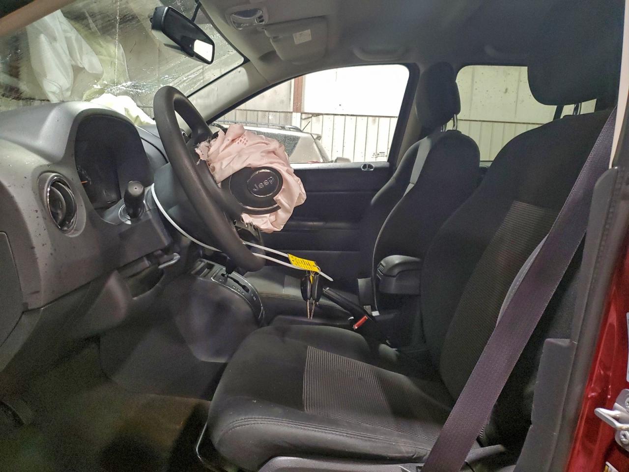 Jeep Compass Sport Image 6