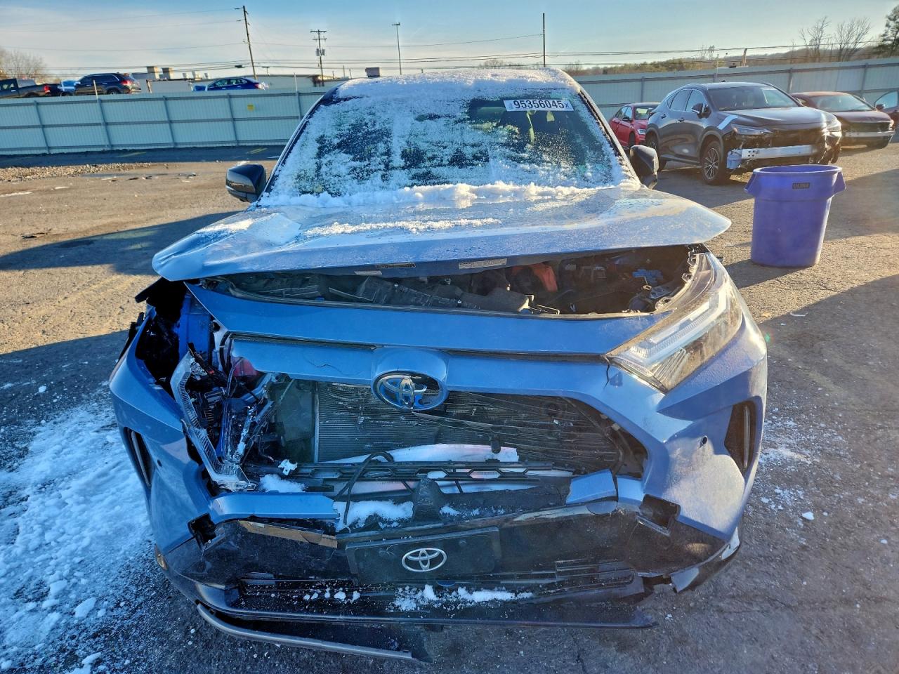 Toyota RAV4 Xse Image 4