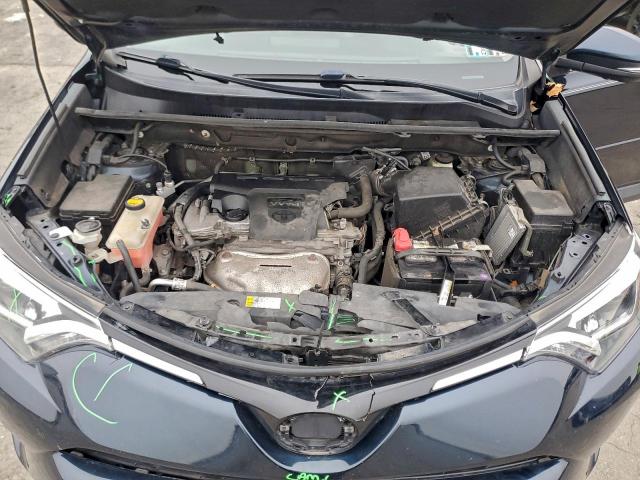 Toyota RAV4 Limited Image 8