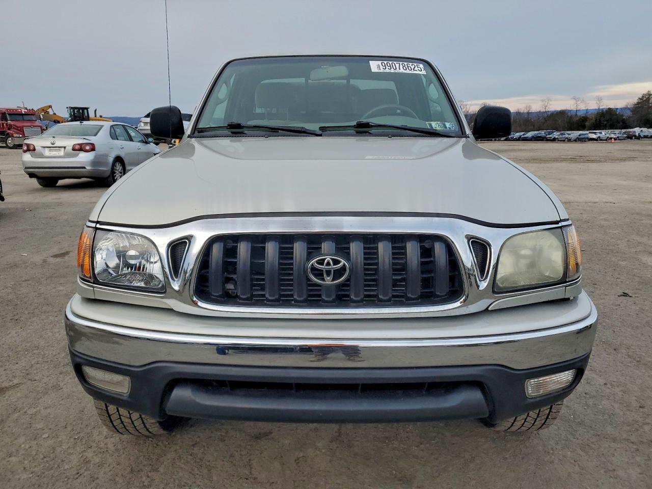 Toyota Tacoma Xtracab Image 7