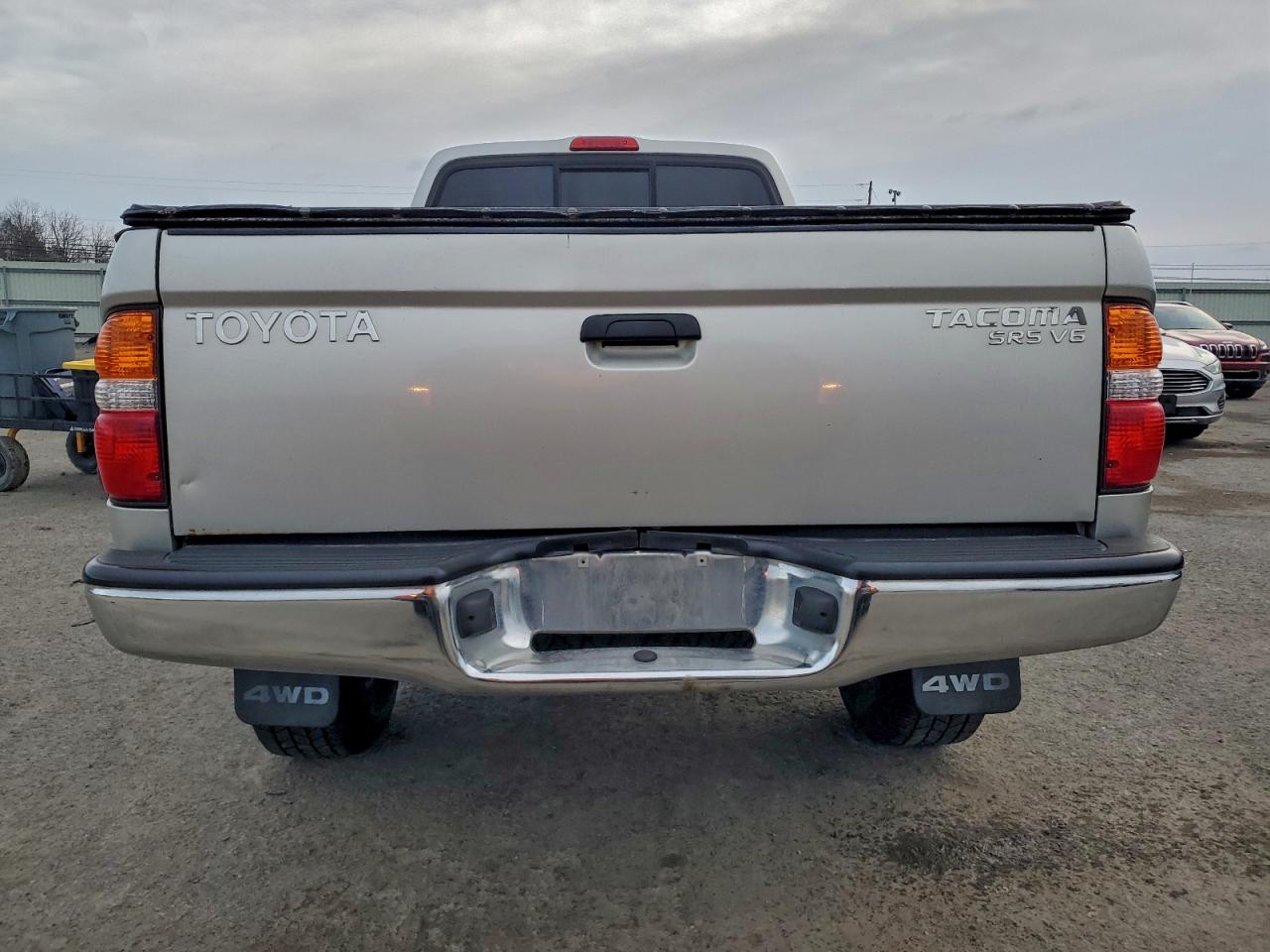 Toyota Tacoma Xtracab Image 4