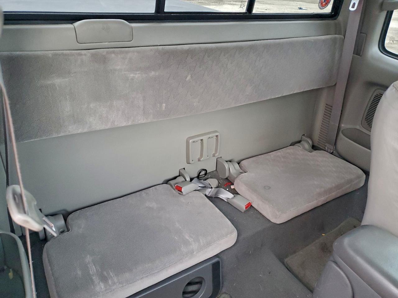 Toyota Tacoma Xtracab Image 5