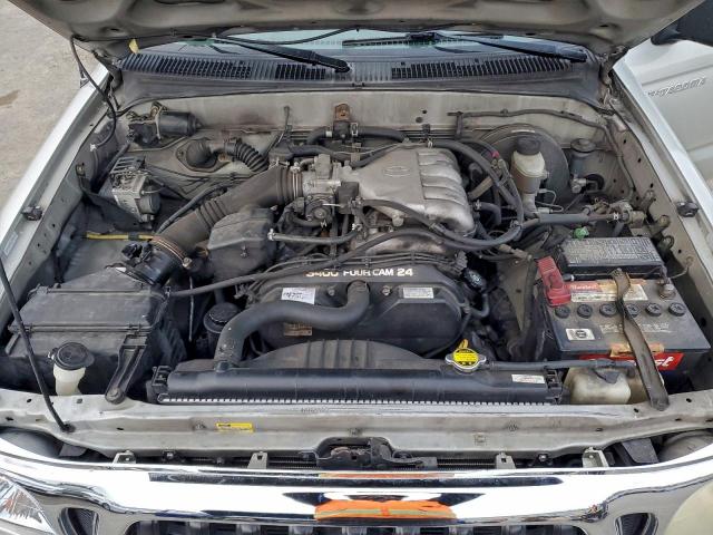 Toyota Tacoma Xtracab Image 11