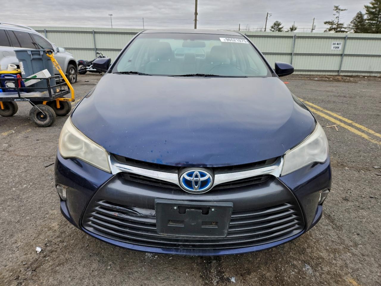 Toyota Camry Hybrid Image 10