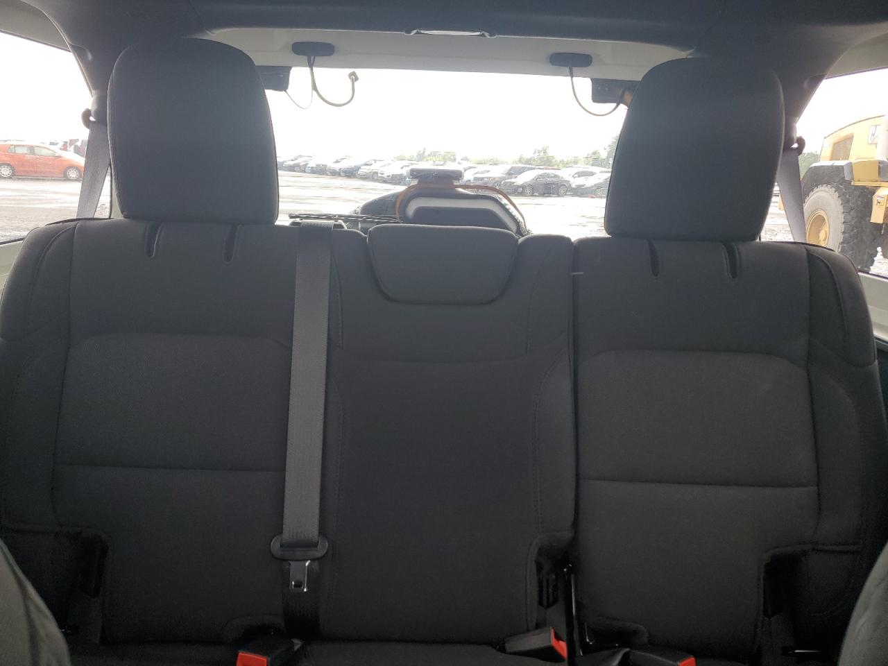 Jeep Wrangler Sahara Image 10