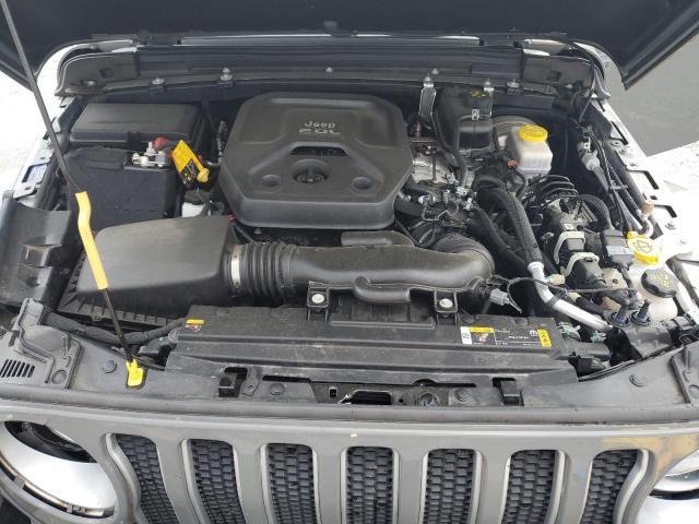 Jeep Wrangler Sahara Image 13