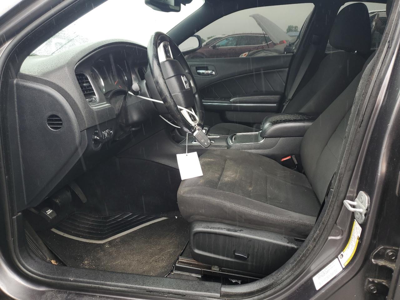 Dodge Charger Se Image 4