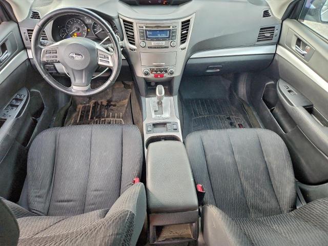 Subaru Outback 2.5i Premium Image 13