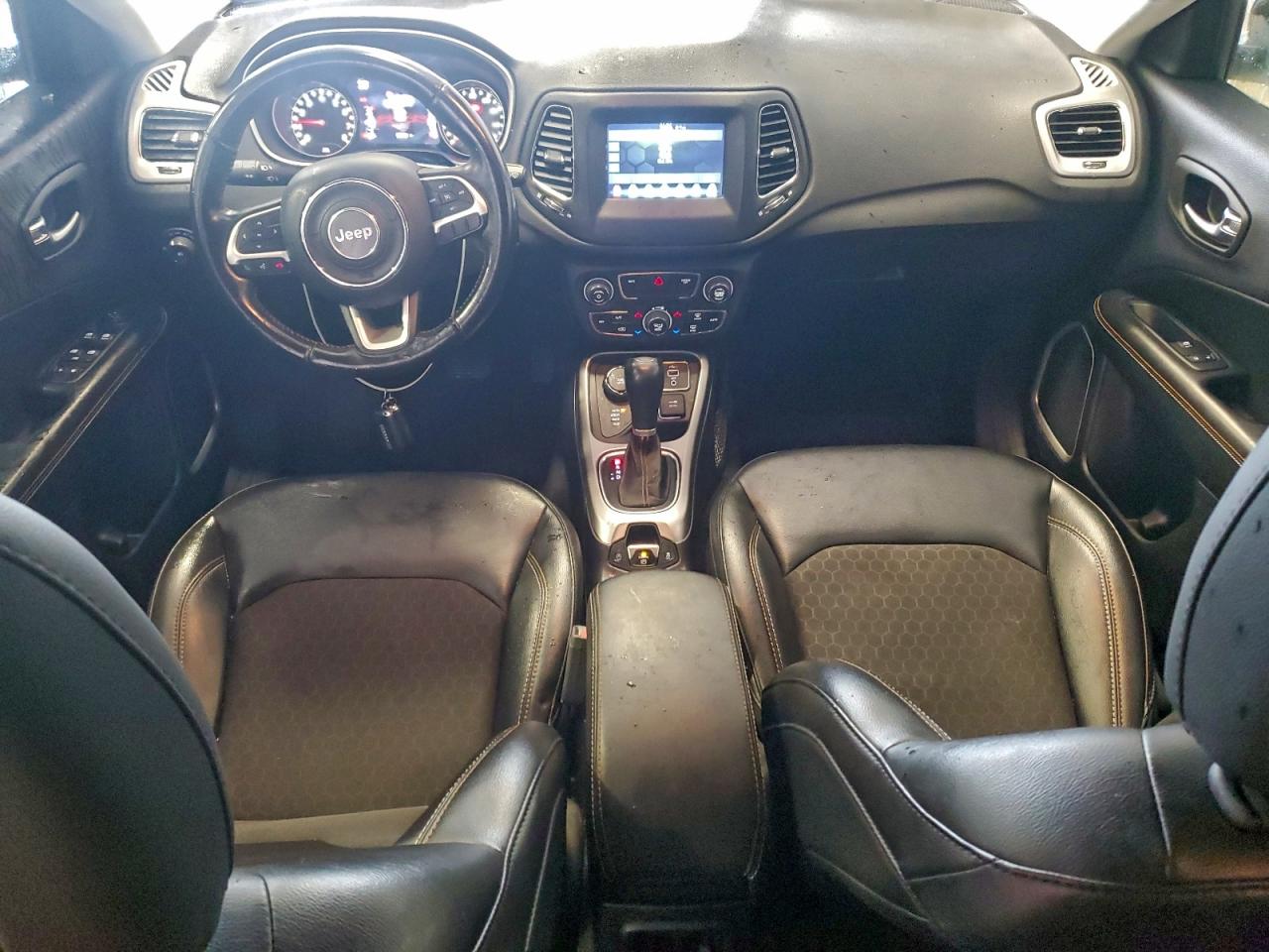 Jeep Compass Latitude Image 4