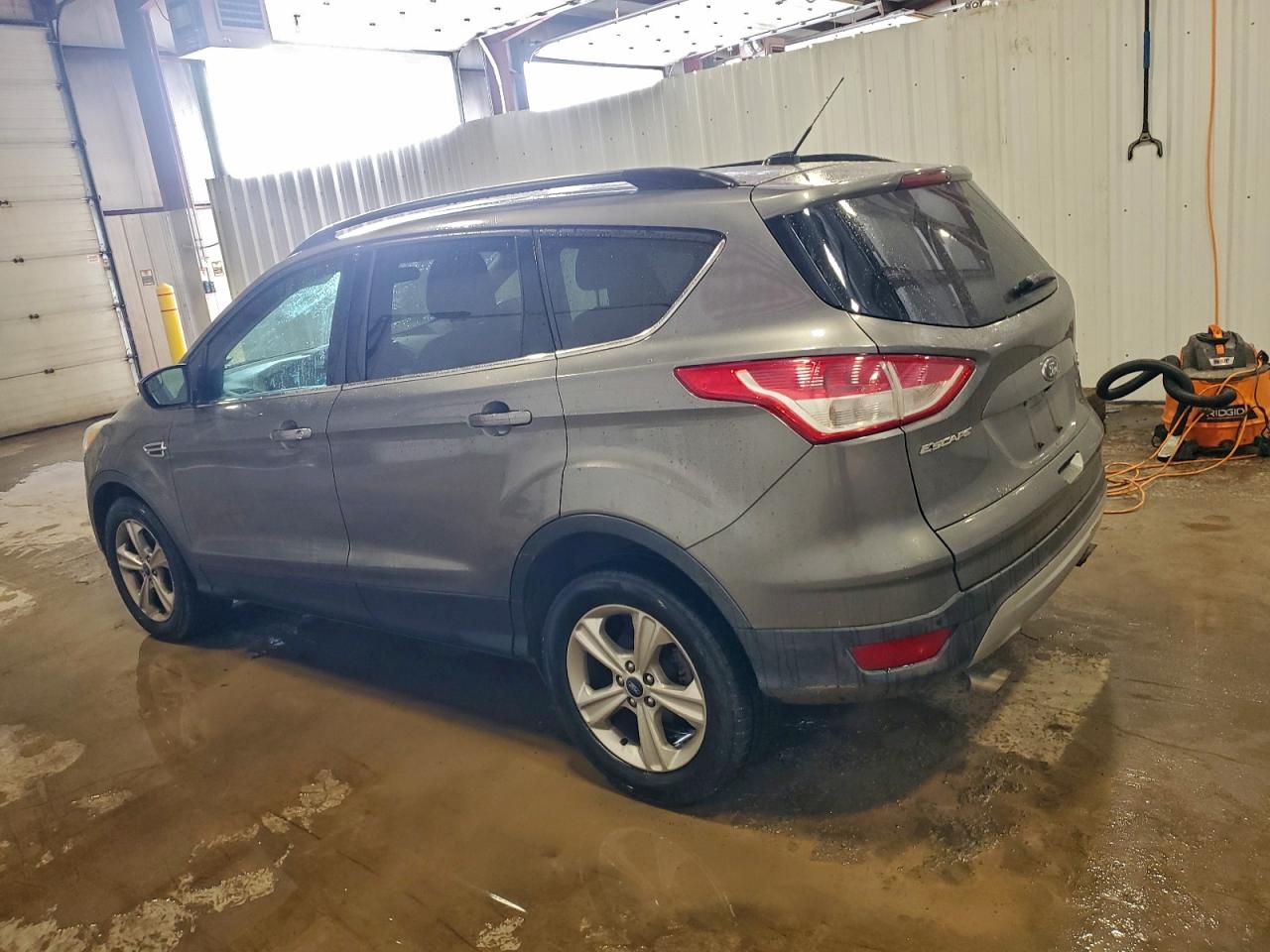 Ford Escape Se Image 3