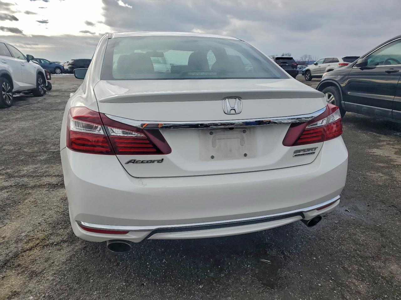 Honda Accord Sport Special Edition Image 9