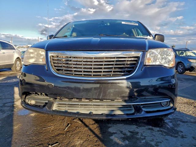 Chrysler Minivan Touring Image 10