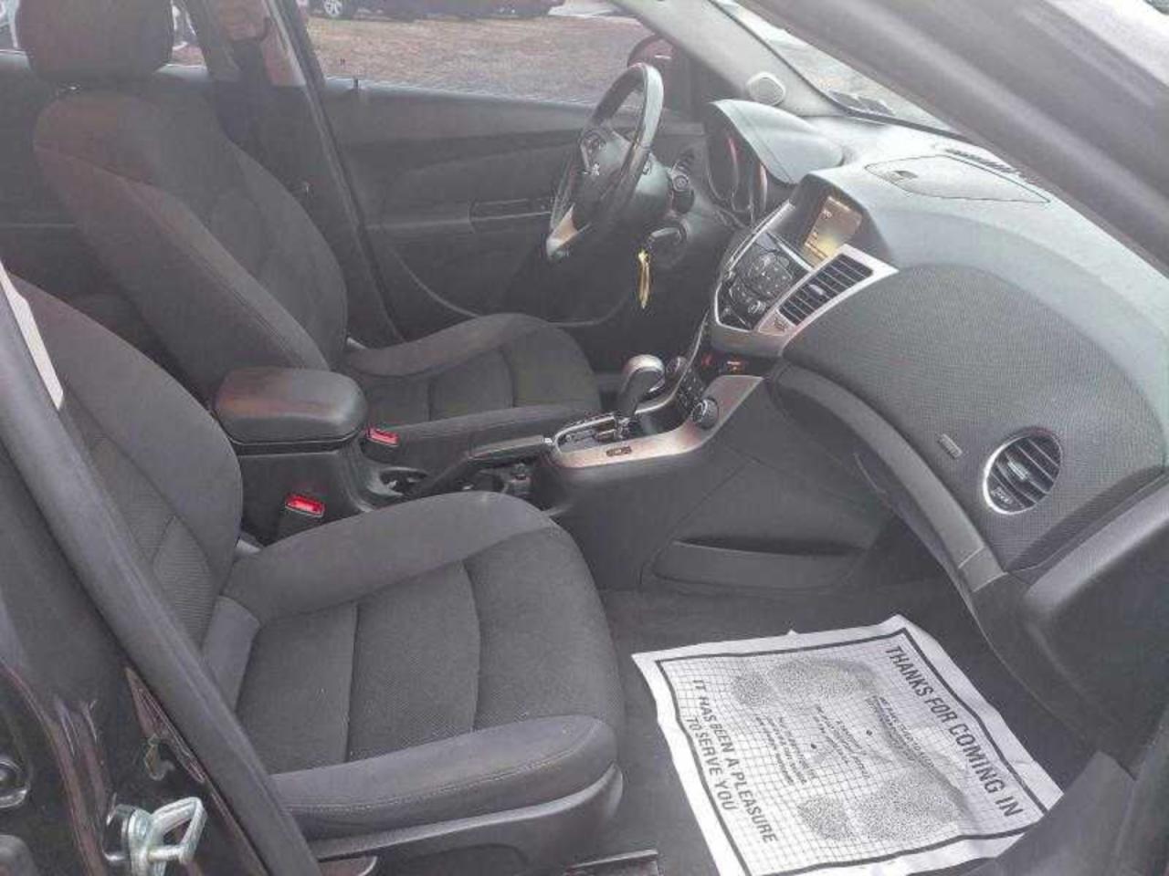 Chevrolet Cruze Lt Image 10