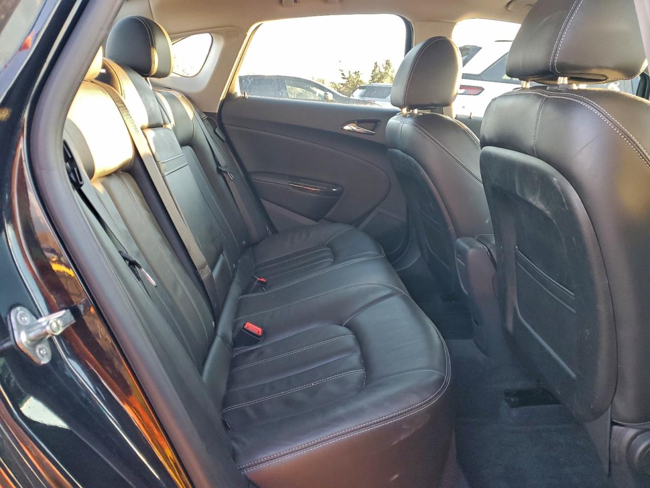 Buick Verano Image 7