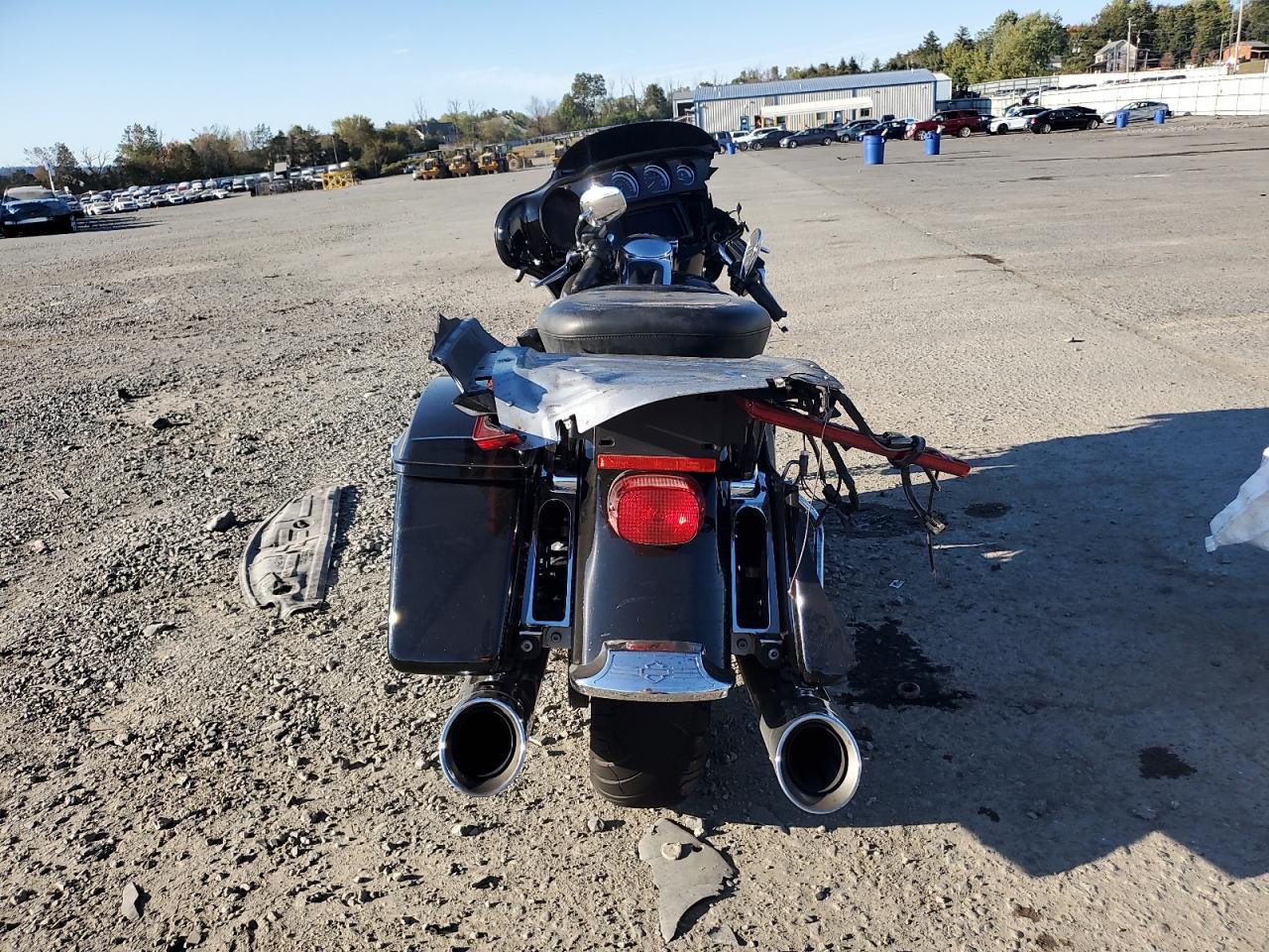 Harley-Davidson Fl Image 2