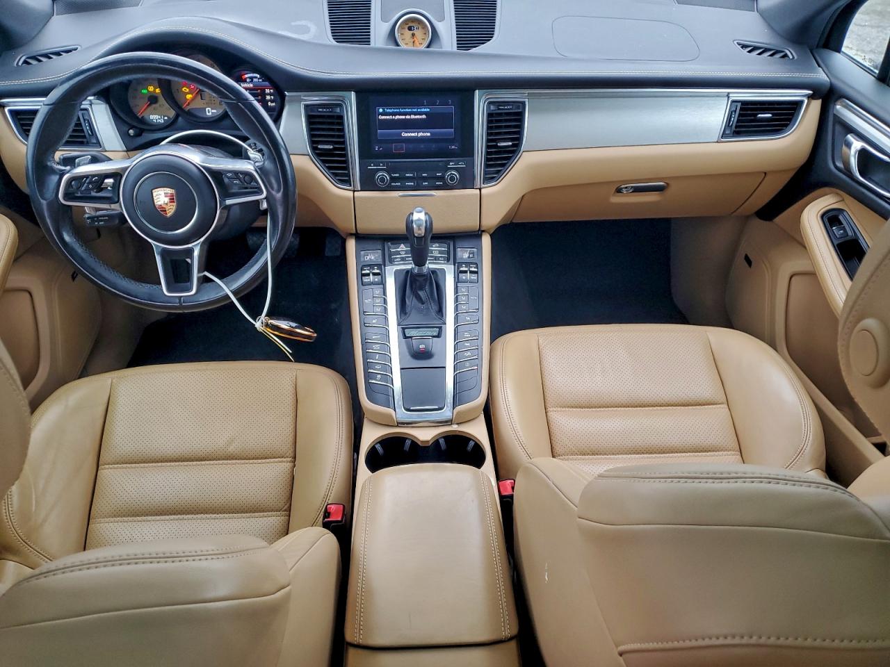 Porsche Macan Gts Image 10