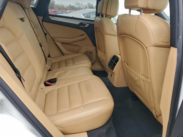 Porsche Macan Gts Image 9