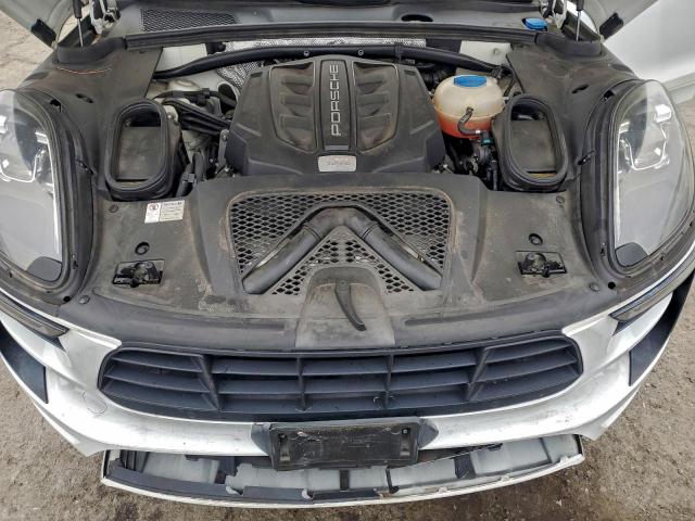 Porsche Macan Gts Image 11